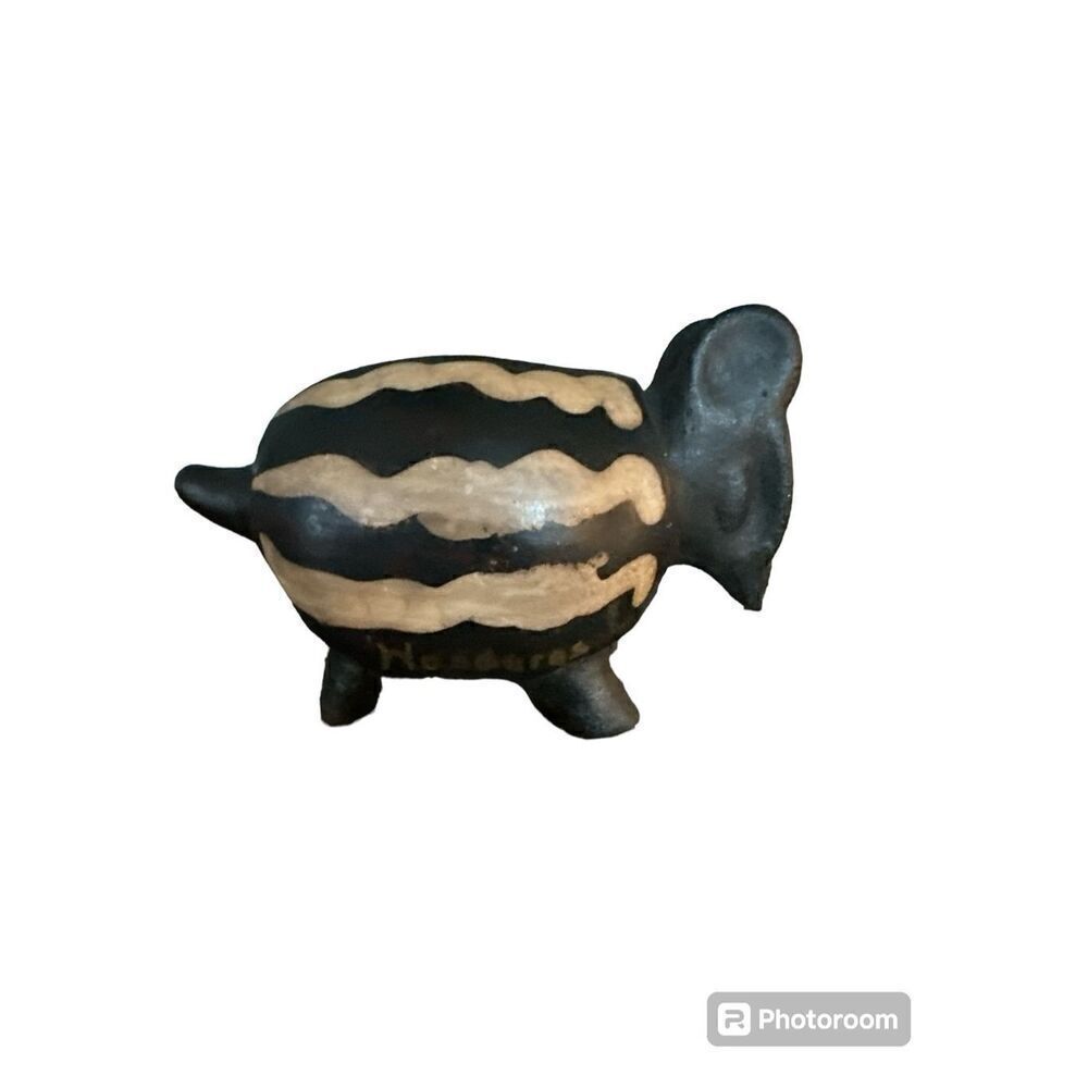 Hand Painted Ceramic Armadillo Make in Honduras 4 x 5 1/2